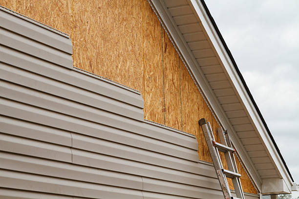 Professional Siding Contractor technician working in Morrow, OH